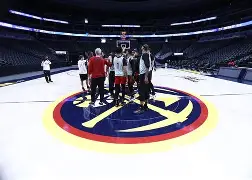 金年会登录入口-波特兰开拓者训练开放日；赛后刷新队史纪录引欢呼；社区盾在即；高层口径保持一致